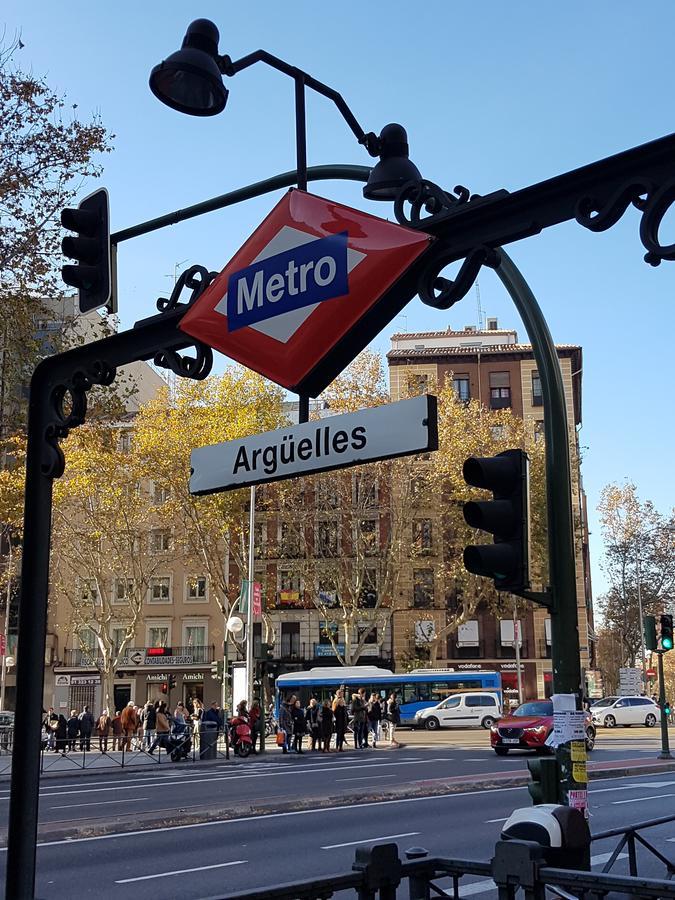 Arguelles Apartment Madrid Eksteriør bilde