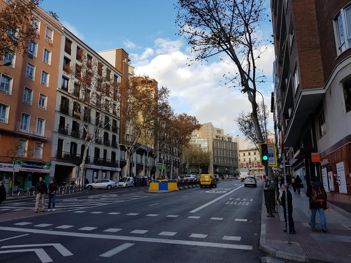 Arguelles Apartment Madrid Eksteriør bilde